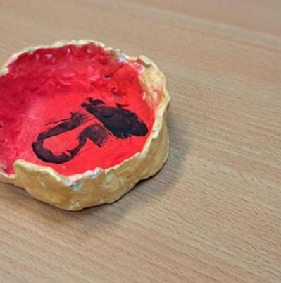 As part of our enquiry, we created our own Pinxton Pottery inspired by Pinxton Porcelain.