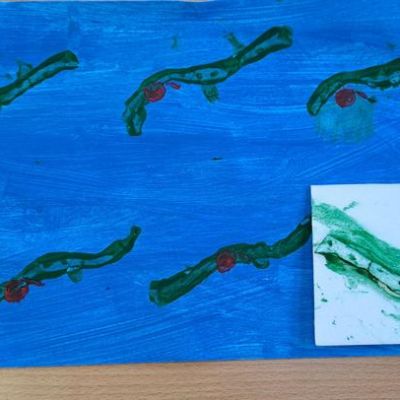 As part of our enquiry, we looked at the work of William Morris and designed our own wallpaper influenced by his work. Have a look at the printing in progress.